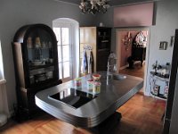 alte apotheke weitra 029  linke der zugang zum garten ueber eine wendeltreppe